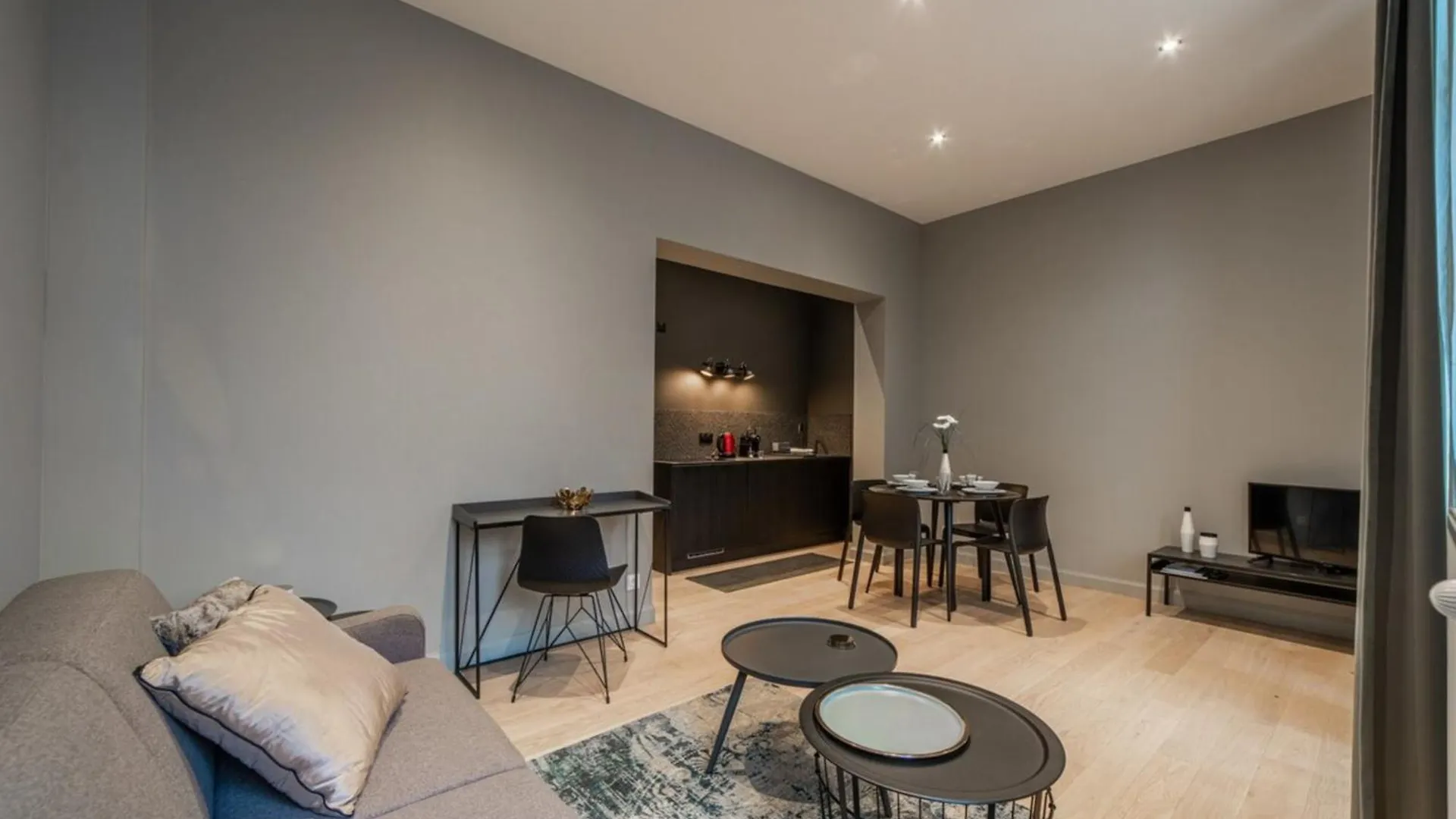 Kemp Furnished Flat Apartment Aix-les-Bains